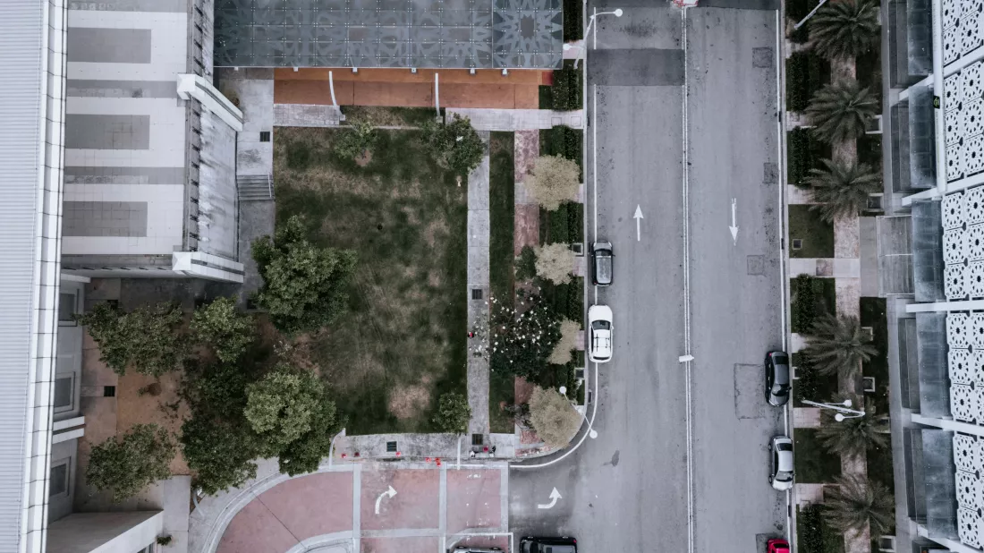 syazani-nizam-VlzRaS8hMrs-unsplash