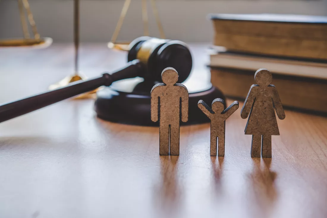 lawyer-scales-justice